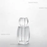 ظرف کریستالی آذین کوچک صدف پک در نمای سه رخ، ایده‌آل برای نمایش زعفران