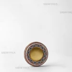 نمای سه رخ قوطی 10 گرم فلزی صدف پک، طراحی شده برای بسته‌بندی و حفظ کیفیت زعفران صادراتی